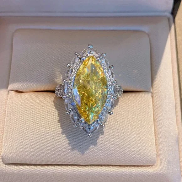 New 925 Silver Marquise Cut Yellow CZ Vintage Ring - Picture 6 of 6